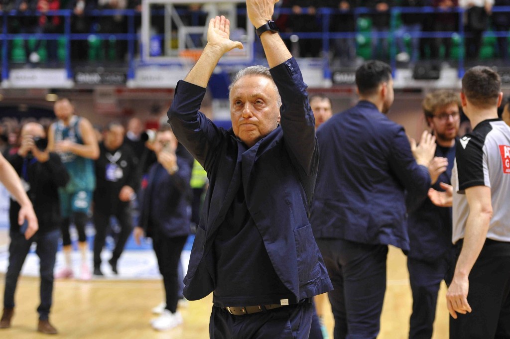 Valtur Brindisi-RBR, Bucchi suona la carica: “Finalmente davanti al nostro pubblico”.